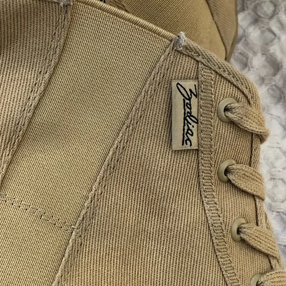 ZODIAC Women,s Sand Logan Oxford Sneakers Sand Twill Size 8,5 Like New - Picture 9 of 9